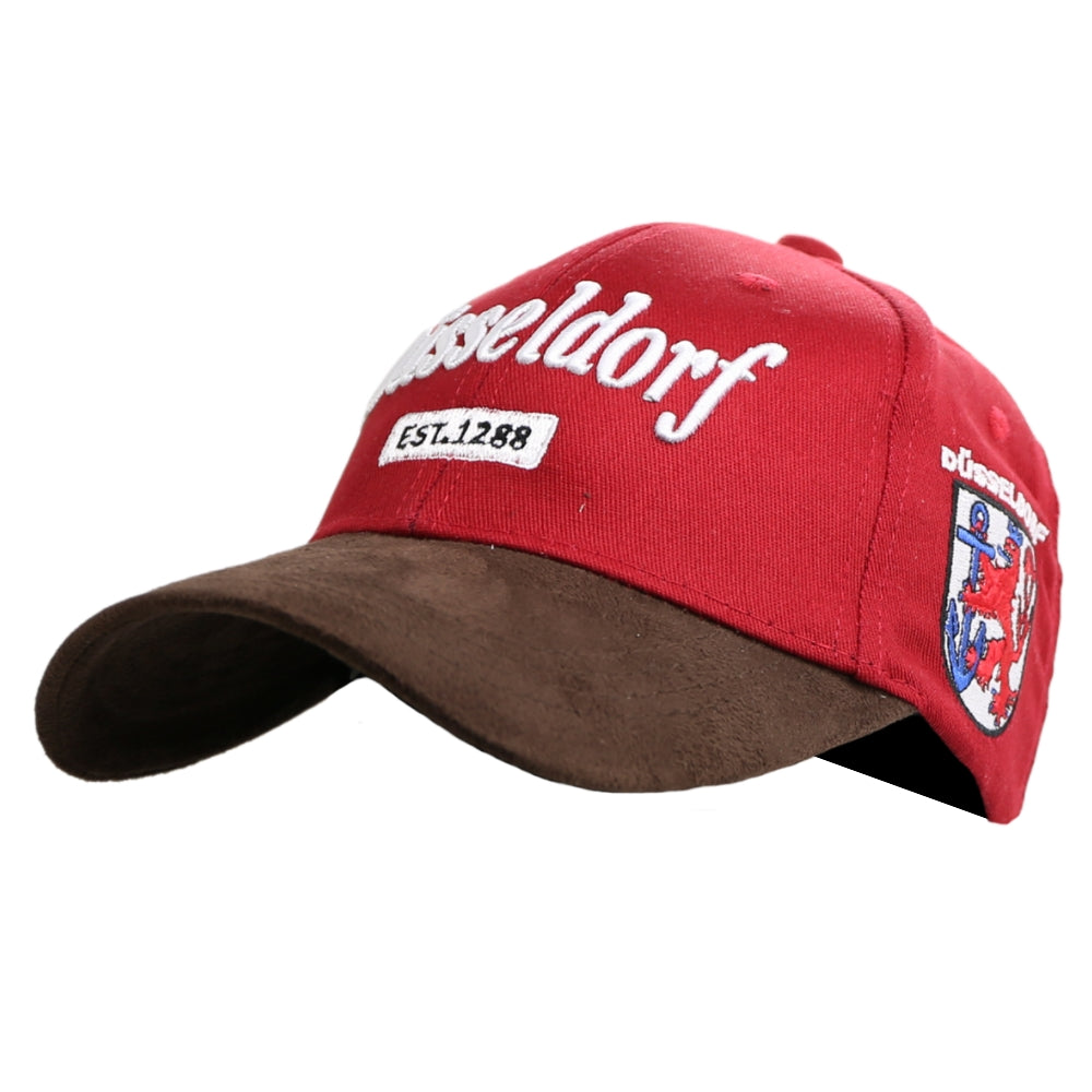 Amend Souvenir Rote Leder-Cap mit Düsseldorf-Wappen auf der Vorderseite – Germany Souvenir