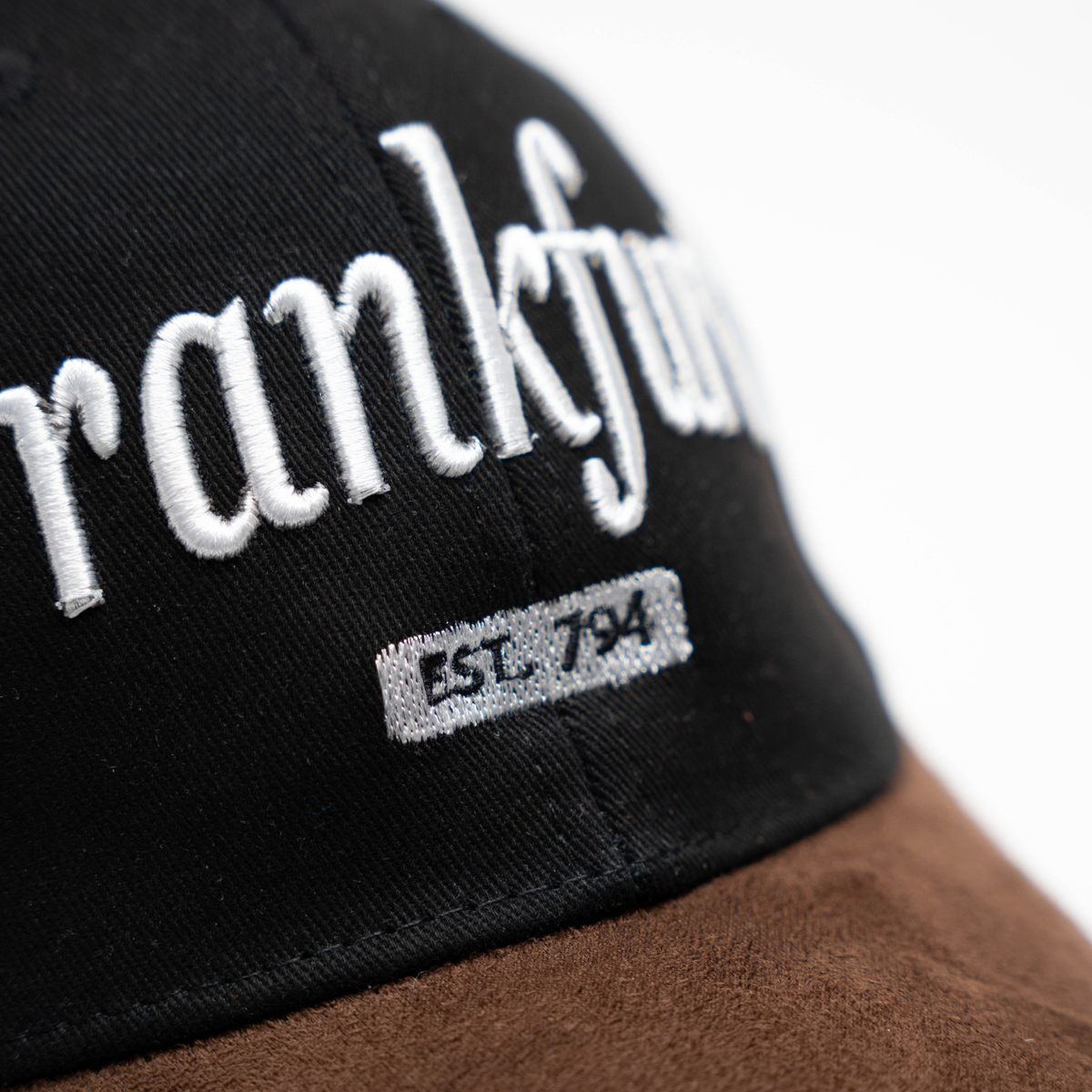 Amend Souvenir Schwarze Leder-Cap mit Frankfurt-Wappen – Deutschland Souvenir