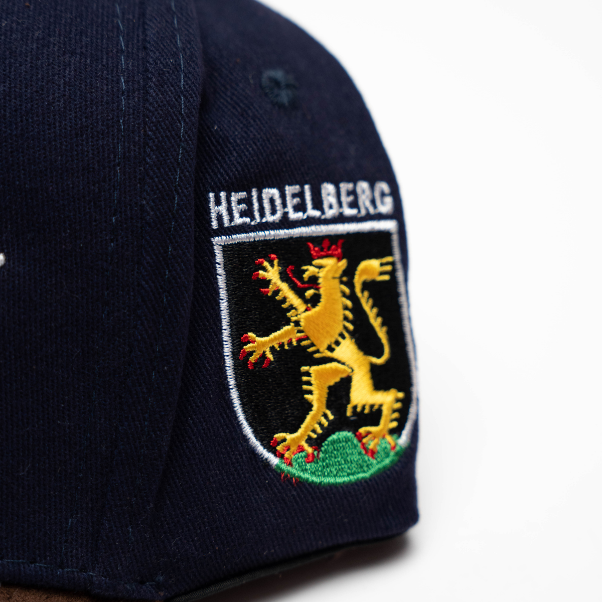 Amend Souvenir Dunkelblaue Leder-Cap mit Heidelberg-Schriftzug – Deutschland Souvenir