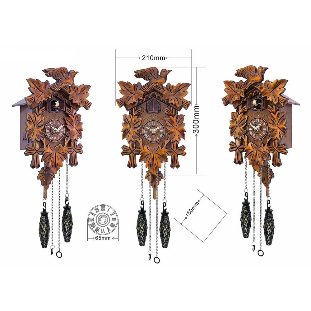Holz-Kuckucksuhr mit Laub-Schnitzerei – traditionelles Deutschland Souvenir