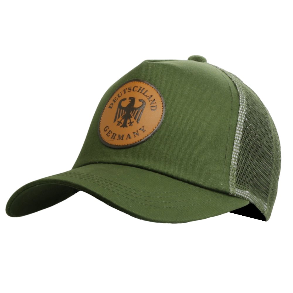 Olivgrüne Trucker-Cap mit Mesh-Einsatz und Deutschland-Adler-Patch – Germany Souvenir