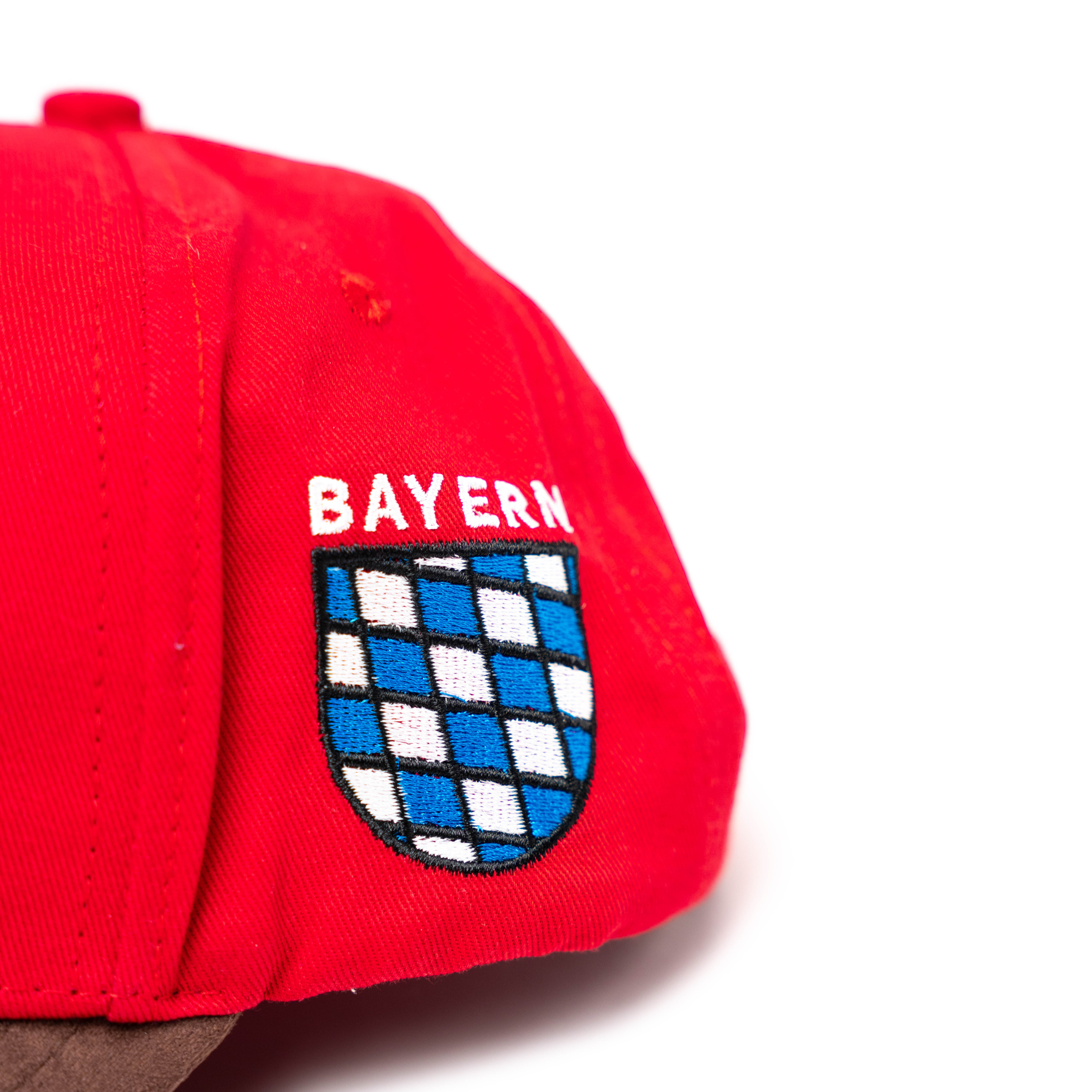 Rote Cap in Lederoptik mit München-Schriftzug - Deutschland Souvenir