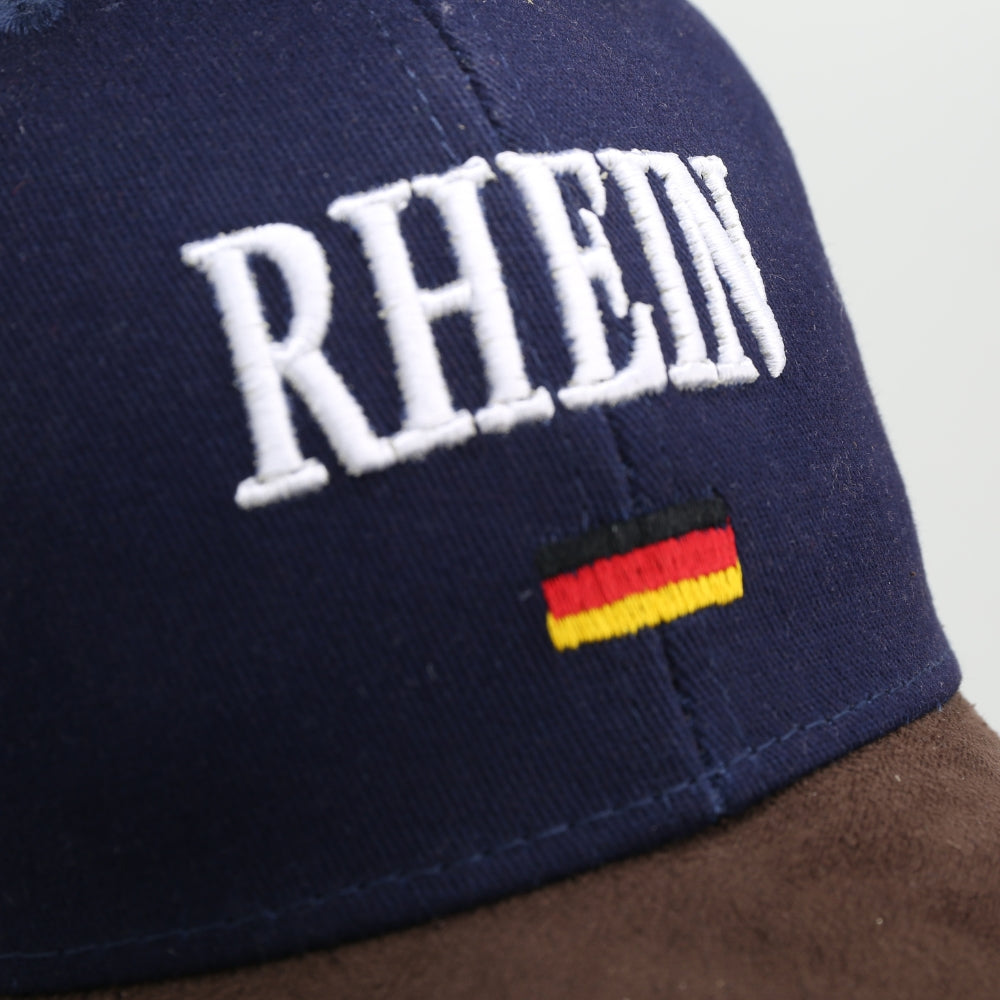 Navy Cap aus Leder mit Rhein-Motiv auf der Vorderseite – Germany Souvenir