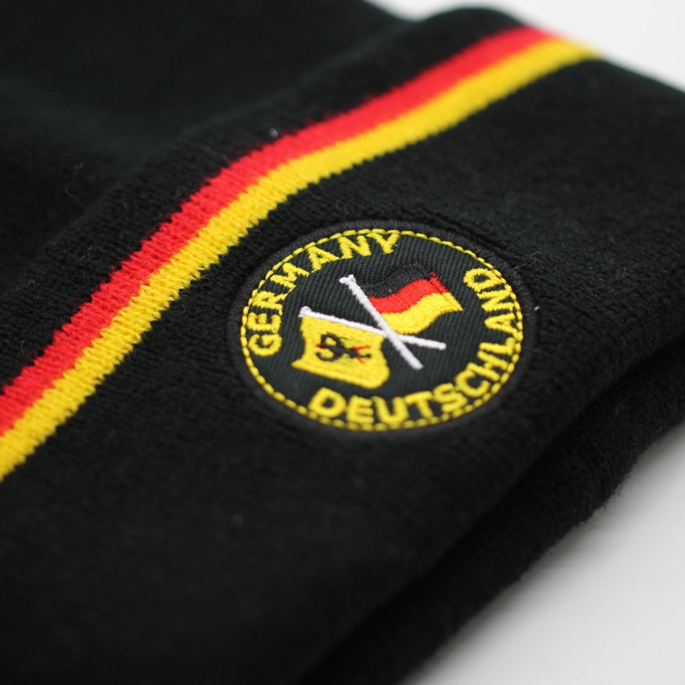 Schwarze Deutschland-Mütze mit Flaggen-Applikation – Fanartikel Deutschland Souvenir