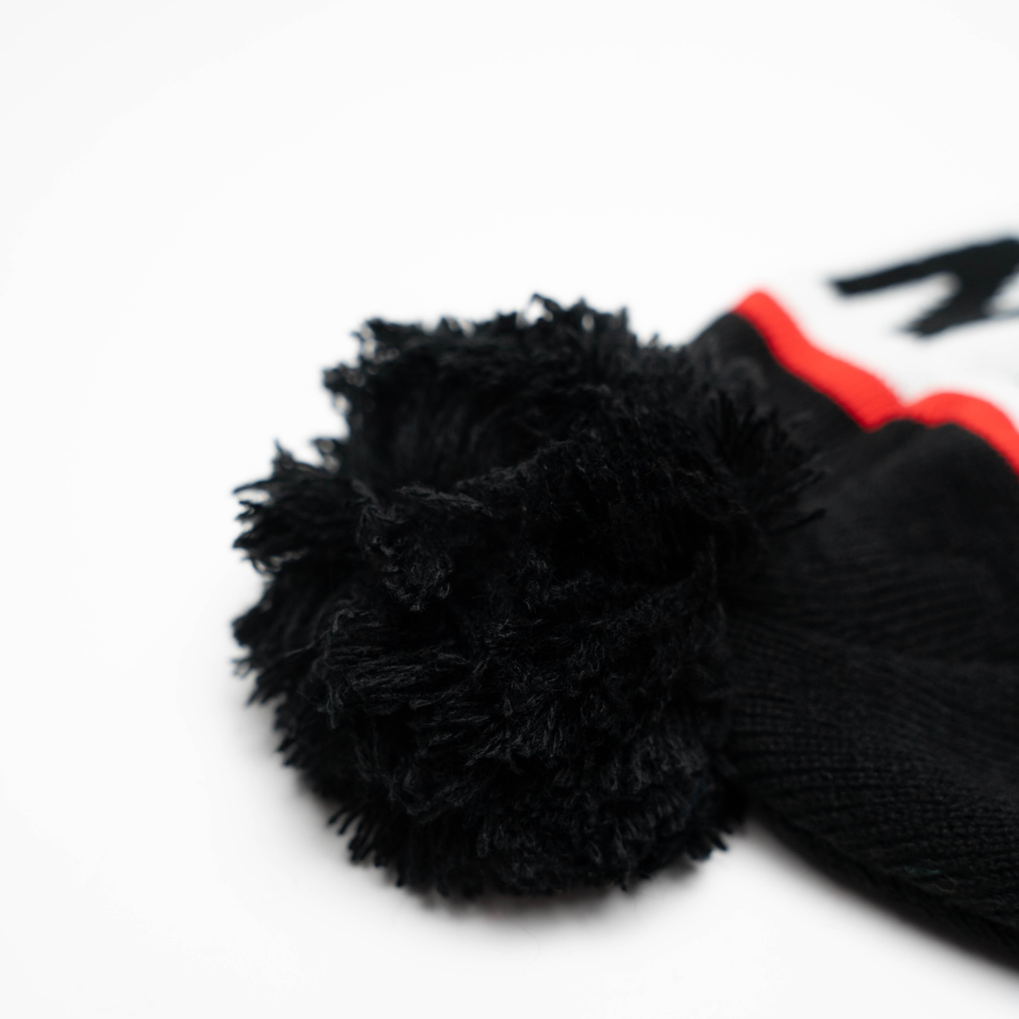 Schwarze Pudel-Mütze mit Germany-Schriftzug – Deutschland Souvenir